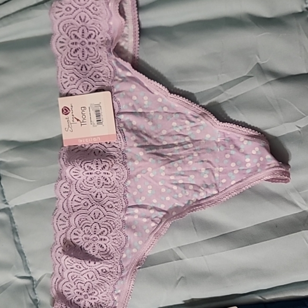 NWT Secret Treasures Thongs** 10 Count Random Assortment Women's (L) - Picture 7 of 9